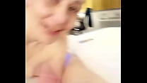 Webcam babe sucks