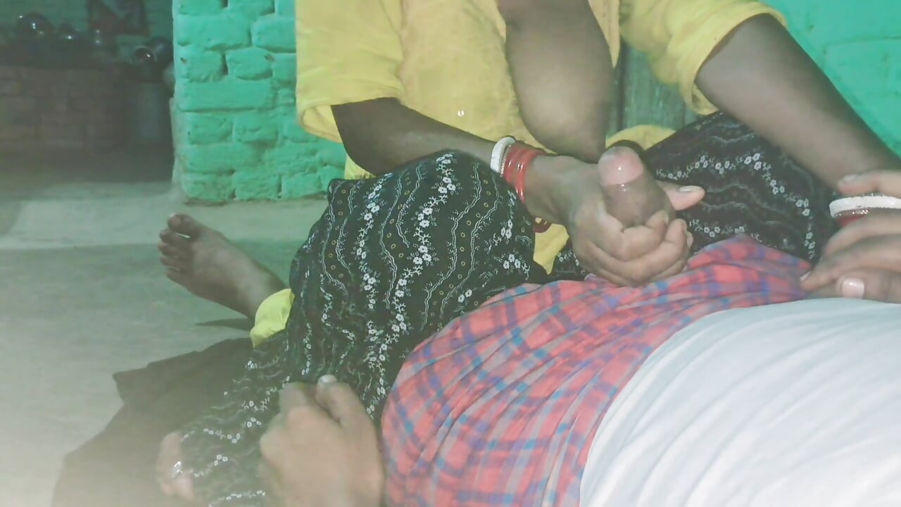 Pakistani big boobs stepmom fucked by plumber